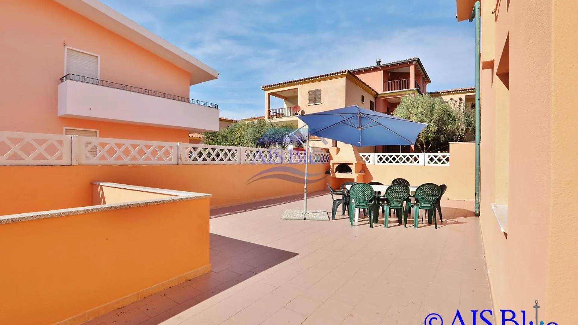 Q17 L'Orchidea - 120 Mt Dalla Spiaggia Isola Rossa  Isola Rossa (Sassari)